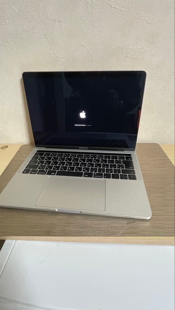 MacBook本体 MacBook Pro A1706 EMC 3163