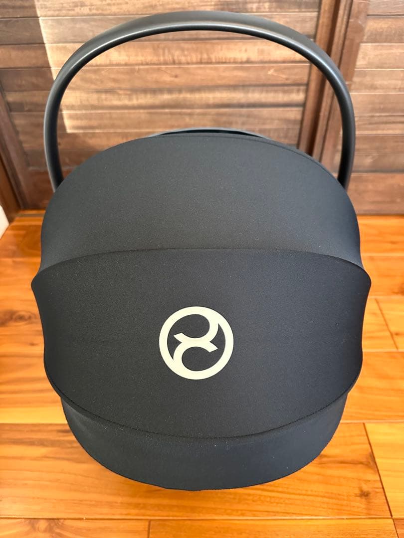 サイベックス クラウドG i-Size ムーンブラック リベルアダプター付き