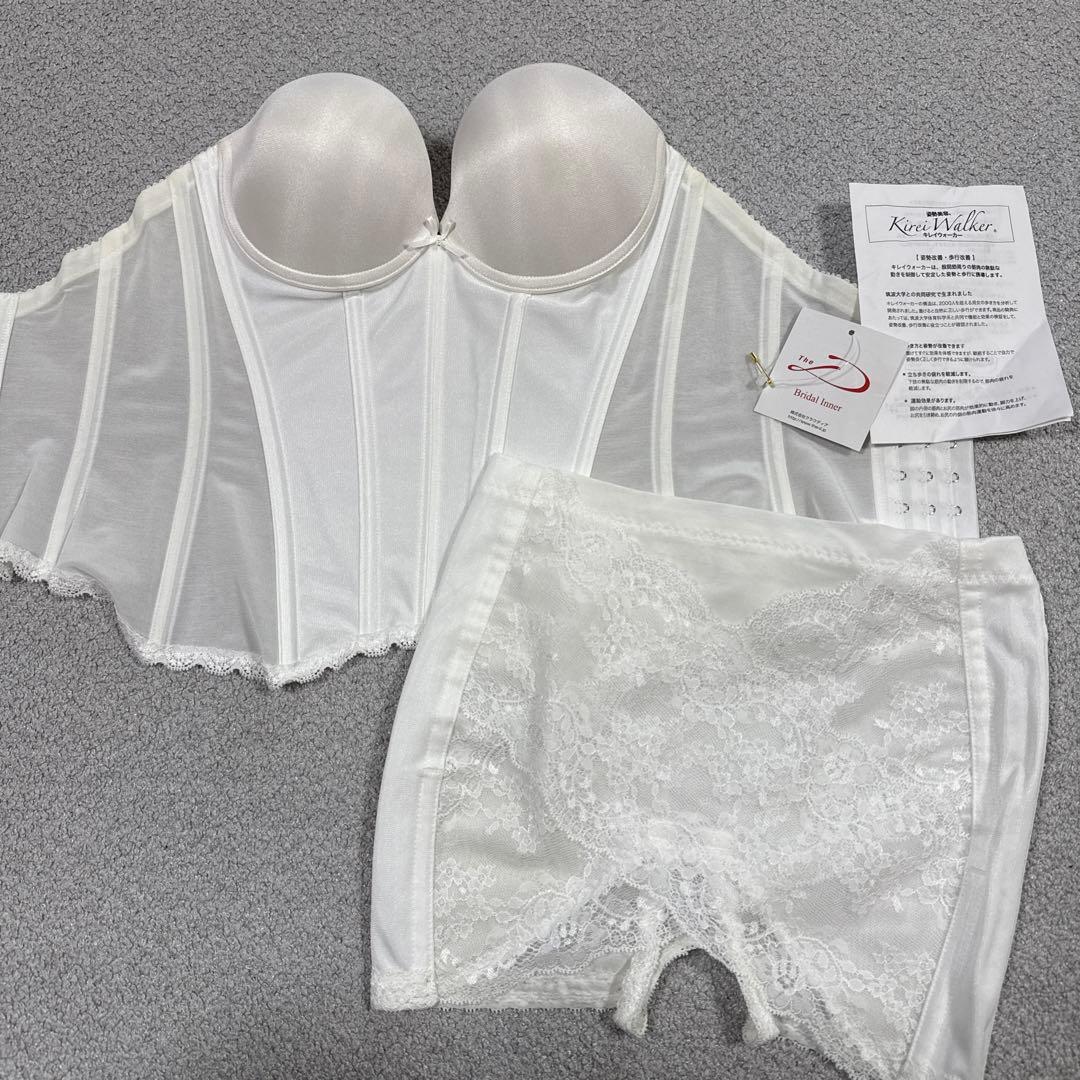 ホワイト コルセットブラジャー ショーツセット