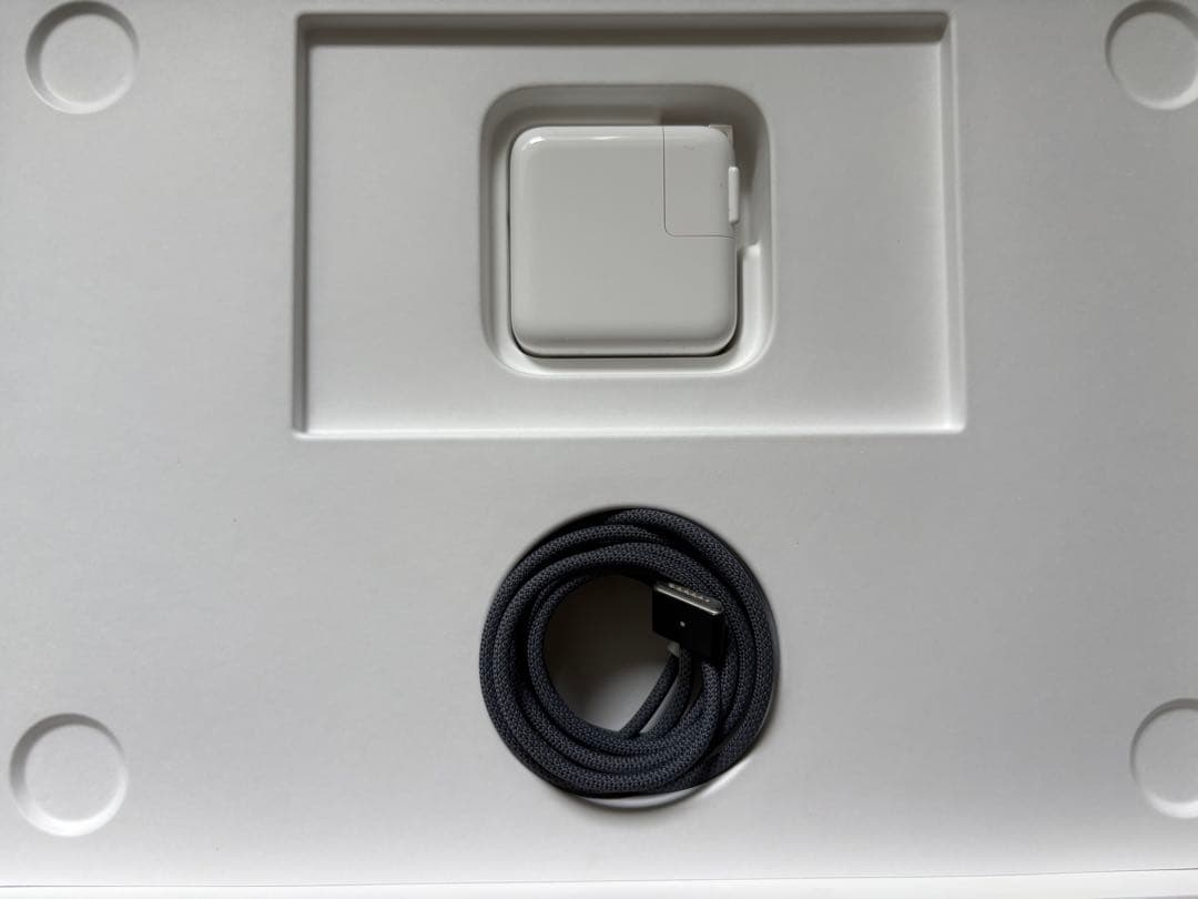 土*！様 【カメラ使用不可】MacBook Air 2022 M2 13インチ