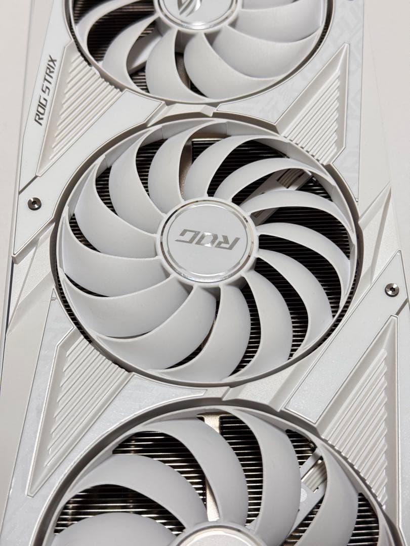 ASUS ROG STRIX RTX 3080 OC ホワイトエディション