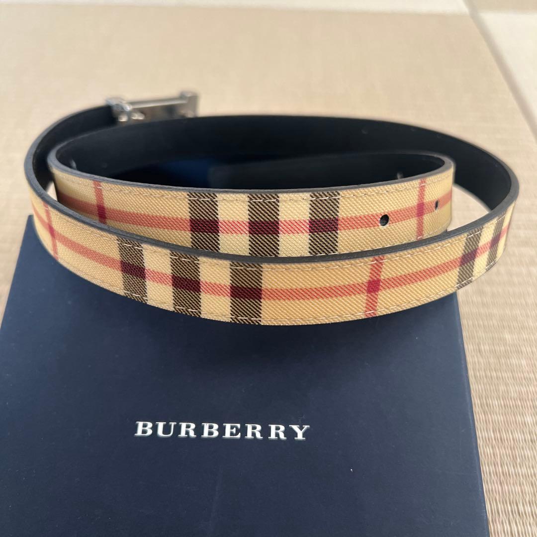 Burberry ベルト BTL NVDBAR20