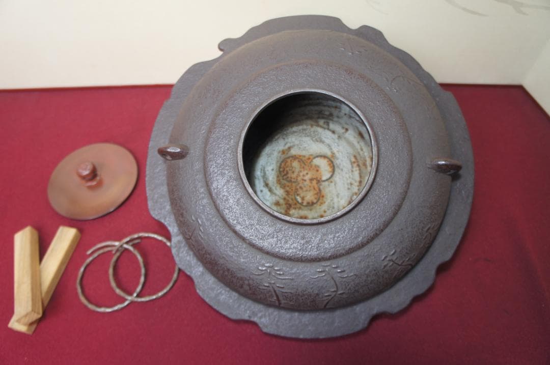 ☆美品 大型平蜘蛛釜 透木釜 透木 釜鐶送料込み