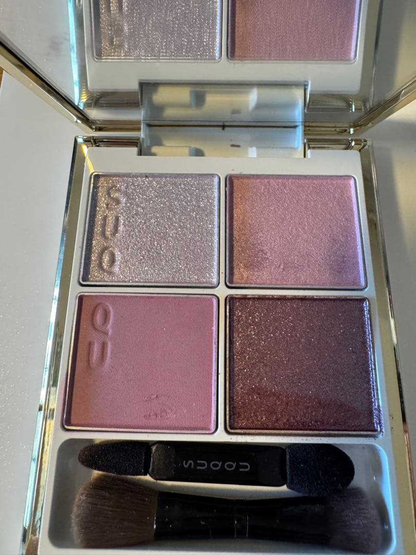 ほぼ未使用　suqqu 25ホリデーメイクアップ キット 舜華