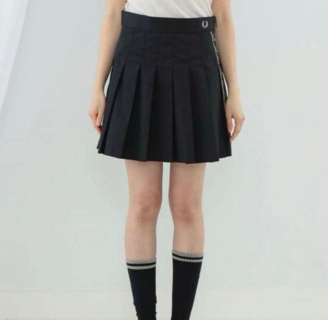 【小島】FRED PERRY × BEAMS プリーツスカート ミニ丈 黒