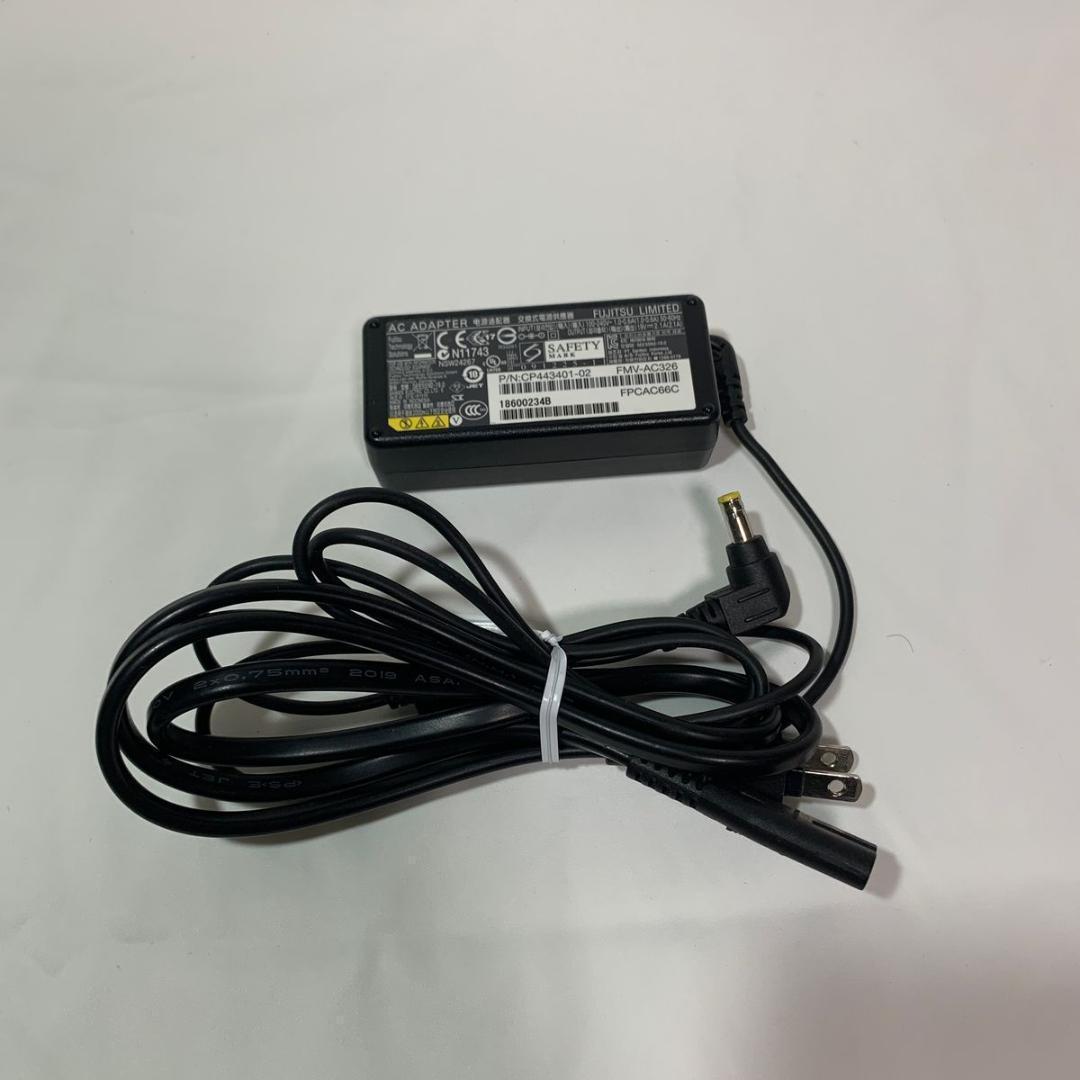 F016 【美品】15.6型/Celeron 第6世代/4GB/SSD128GB