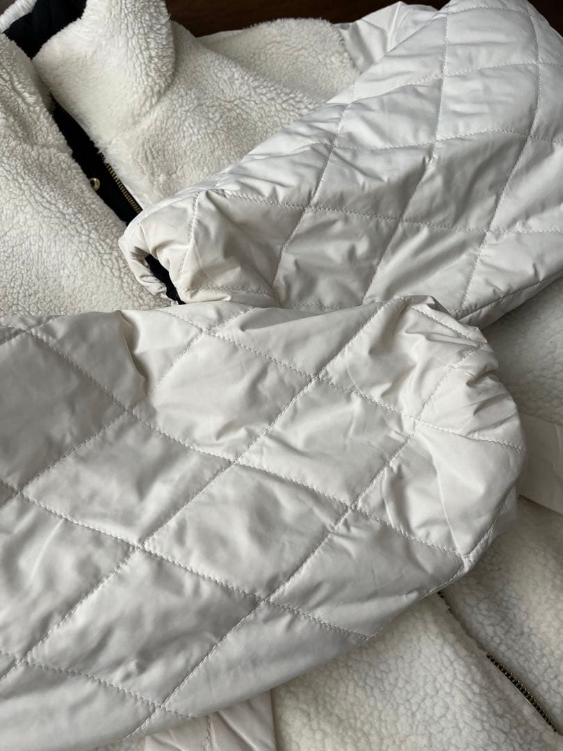 グローバルワーク　リバーシブルキルトブルゾン　Ｍサイズ