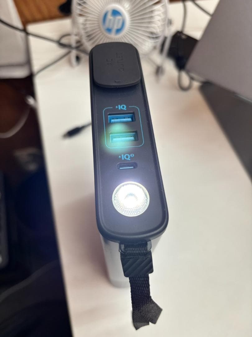 Anker PowerHouse100 モバイル電源 27000mAh ケース付