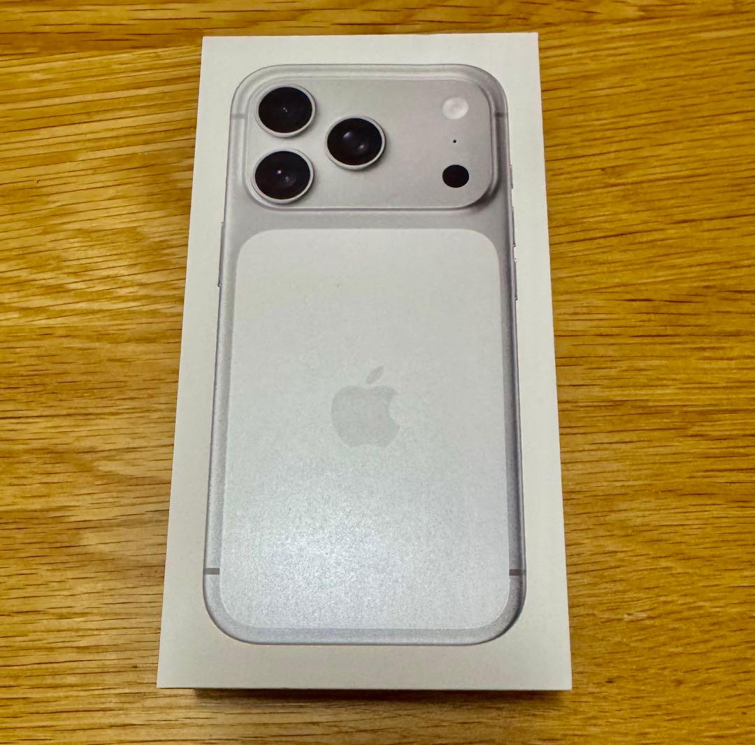 iPhone 17 Pro シルバー 256GB SIMフリー 香港版