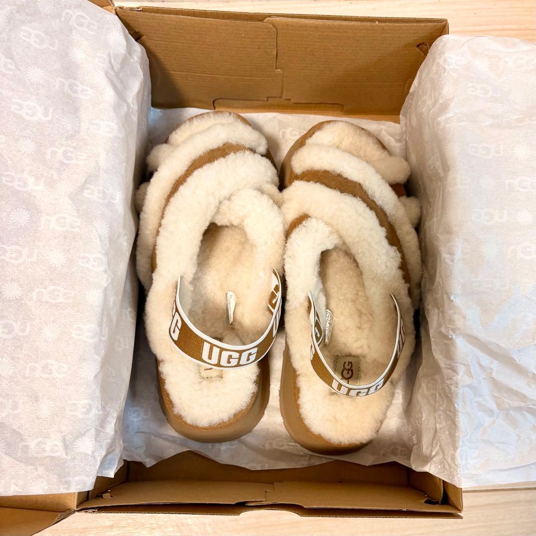 UGG ディスコ クロス スライド　厚底サンダル 24cm