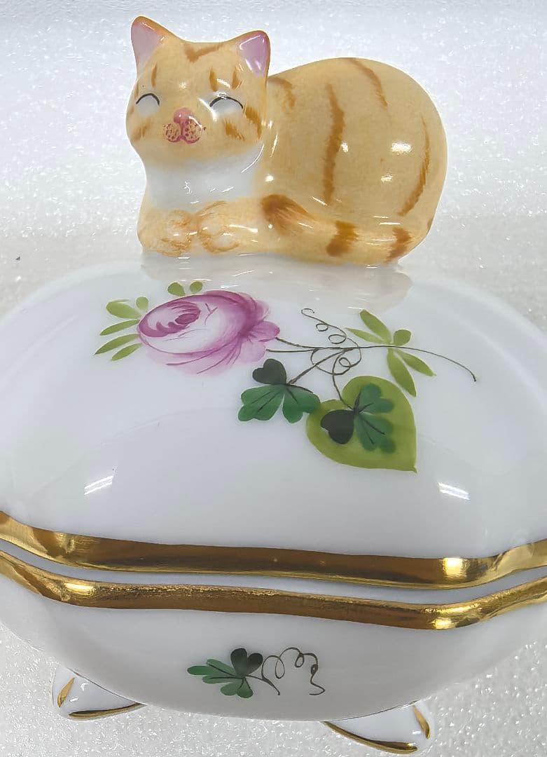 美品　ヘレンド HEREND タマゴボックス ウィーンの薔薇 猫