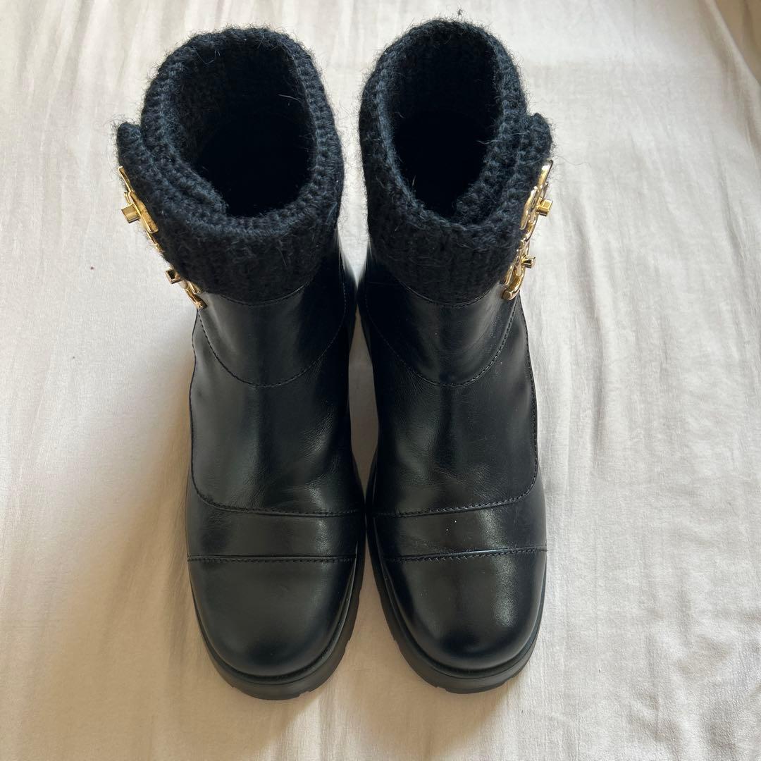 定価３４万　可愛いシャネルブーツ♡