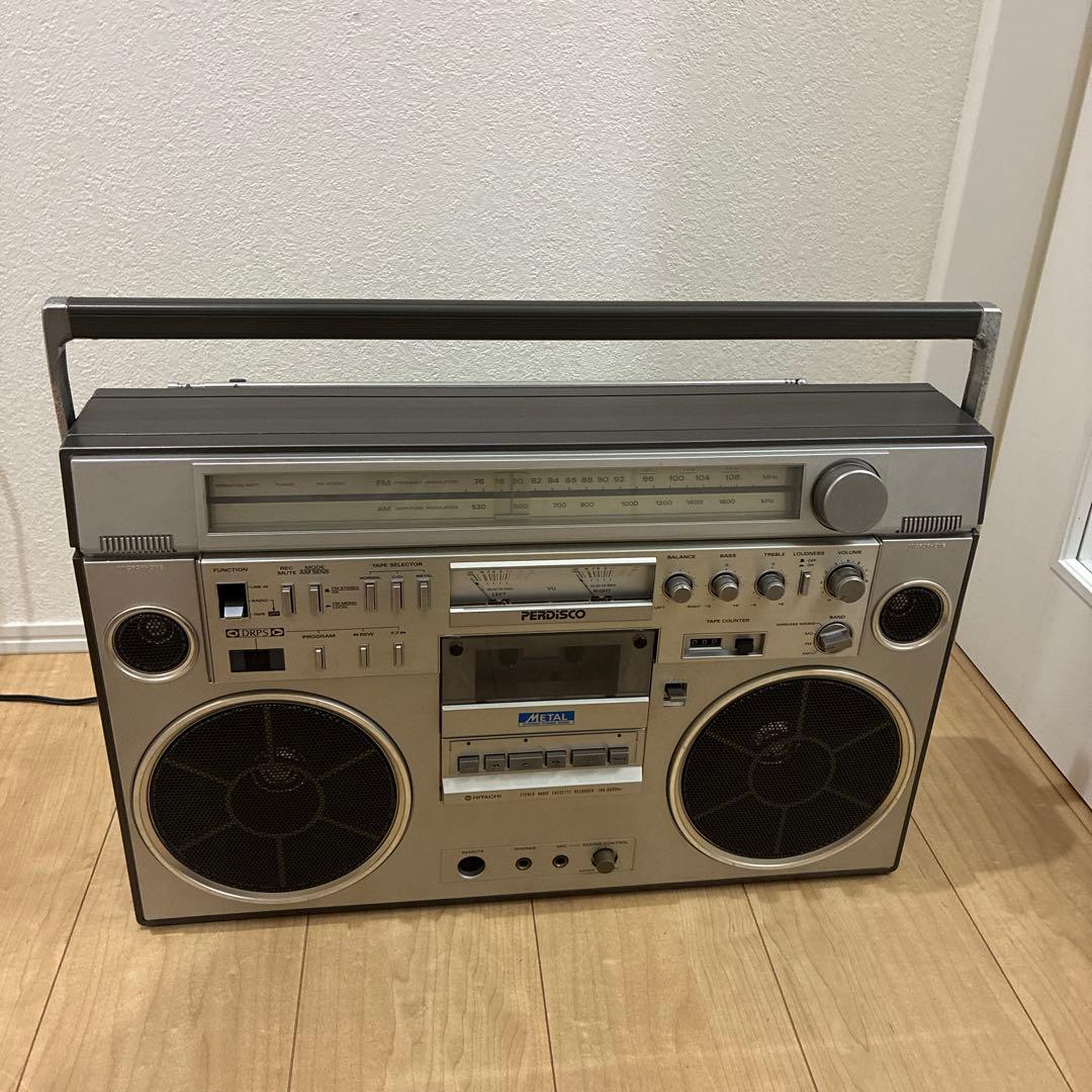 名機　日立 TRK-8600 RMラジオ・カセットレコーダー　ジャンク品