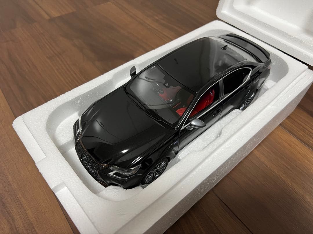 Lexus GS F 1/18 ミニカー samurai 黒
