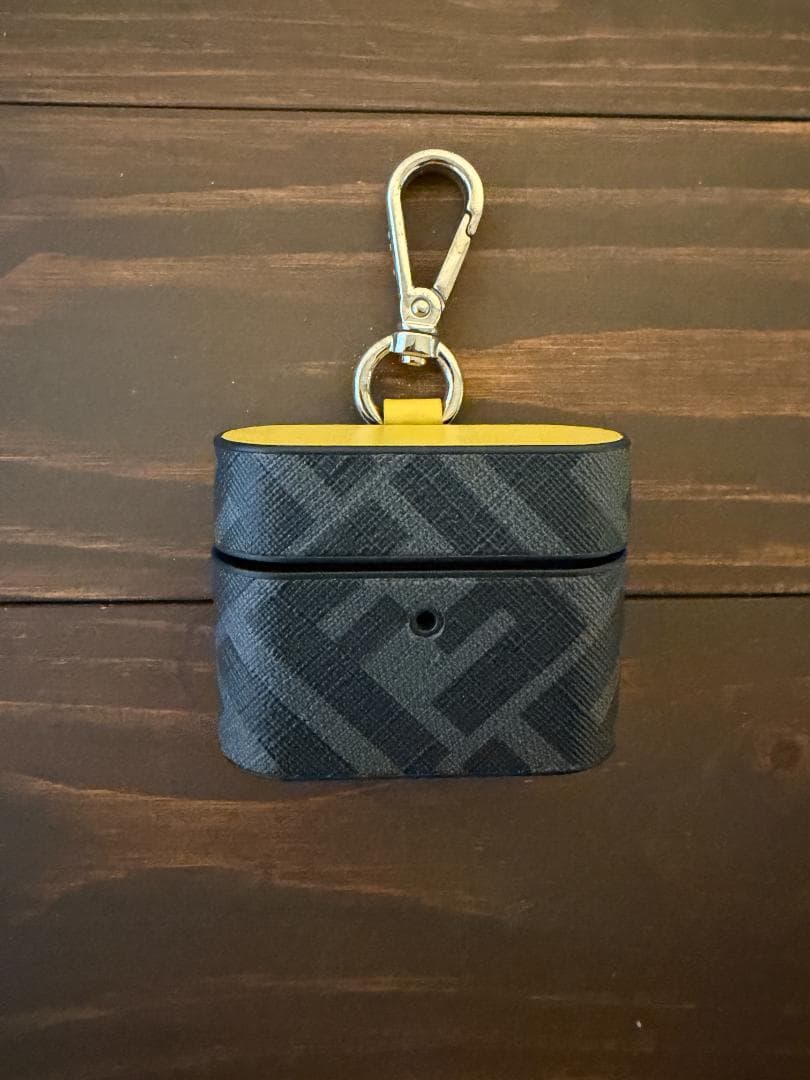 FENDI AirPods PRO 2 ケース