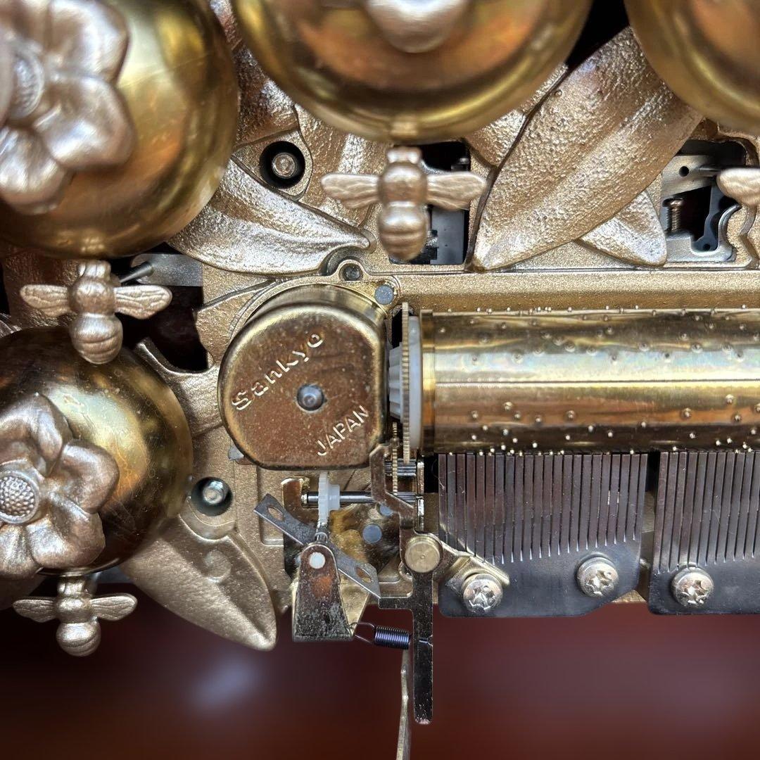 クラシック木製オルゴール