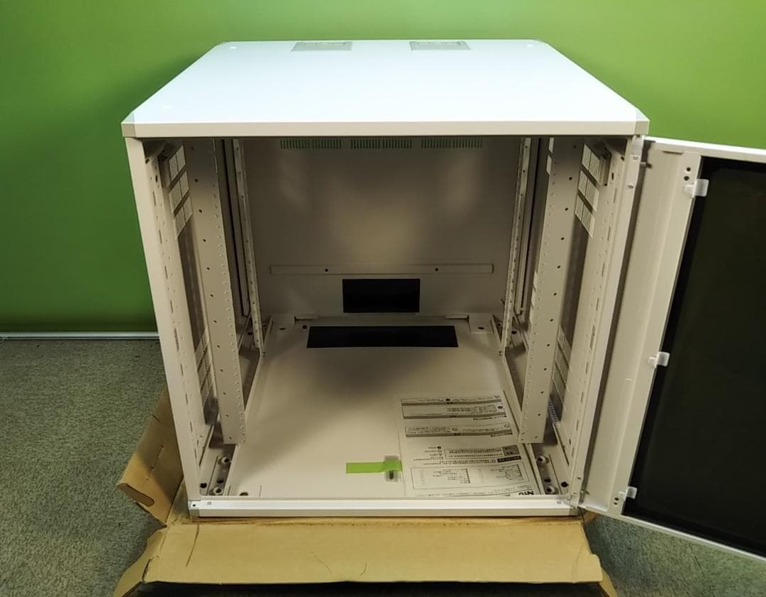 新品未使用　日東工業　FV60-606E　システムラック　サーバーラック　12U