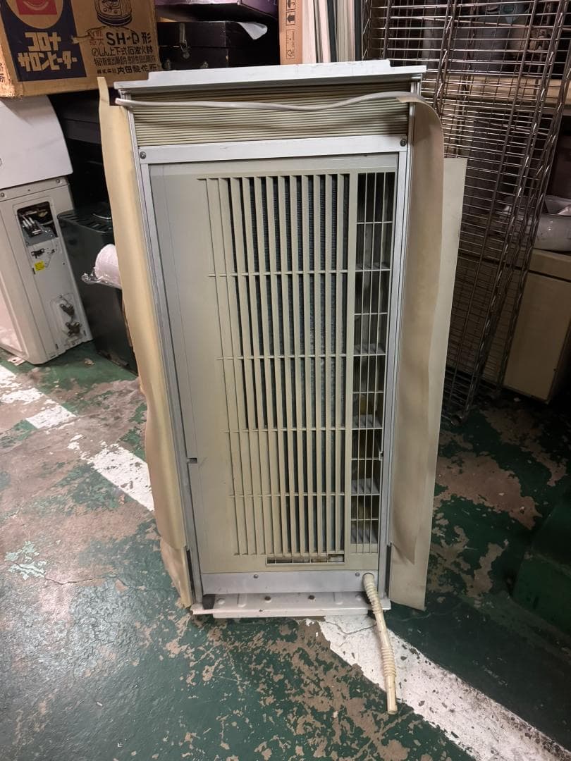 (4444W1)*HAIER ハイアール　窓エアコン JA-16S　2018年