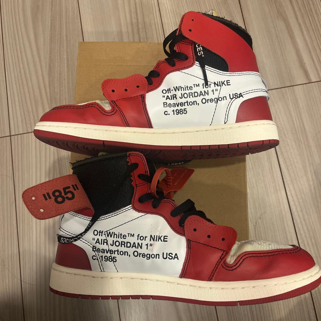 Off-White × Nike Air Jordan 1 \"Chicago\"