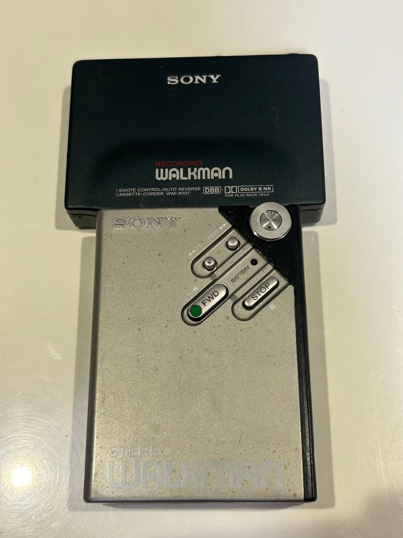 ポータブルプレーヤー Sony Walkman WM-R707&WM2
