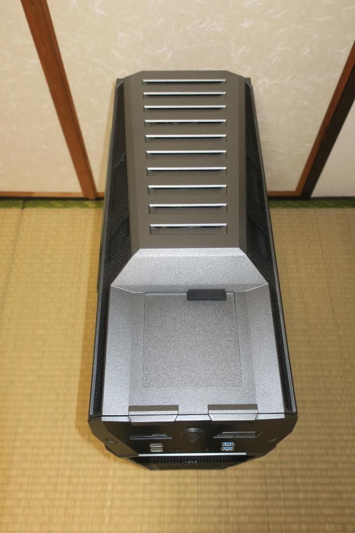 フルタワーPCケース　Diginos GRone ブルーレイドライブ付き