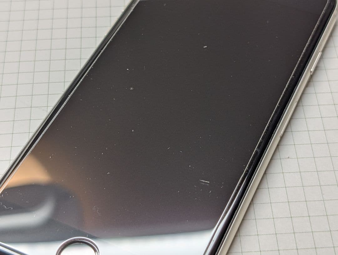 iPhone SE (第3世代) SE3 64GB SIMフリー