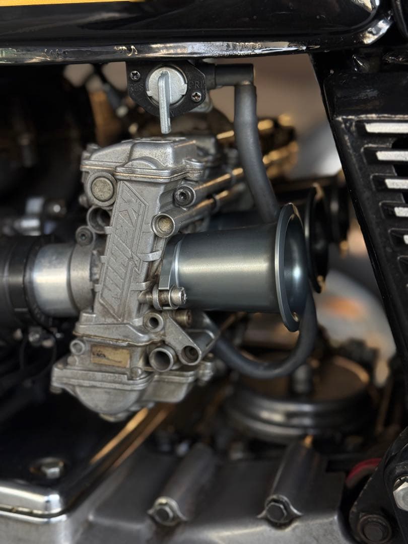 ゆ*✿様 Z400FX FCR ファンネル