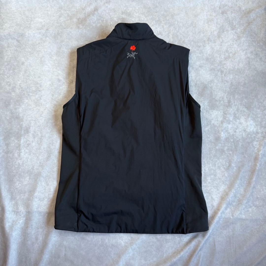 アークテリクス アトムベスト 企業ロゴ 始祖鳥 M ブラック