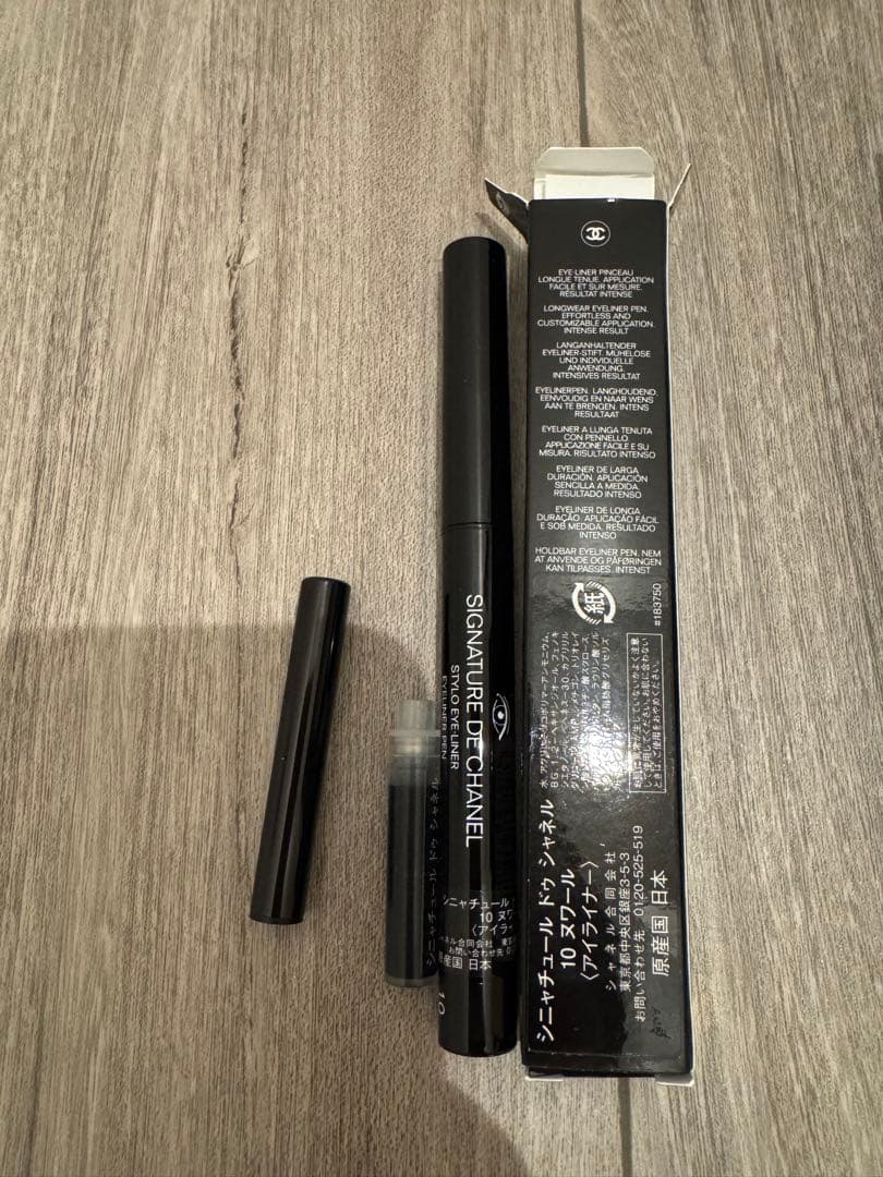 CHANEL シャネル アイライナーペンシルとリキッド 付箋セット