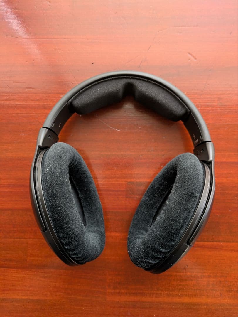 Sennheiser HD 560S ヘッドフォン