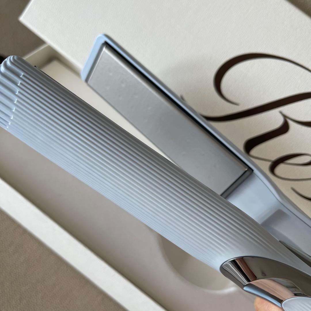 リファストレートアイロン プロ ホワイト