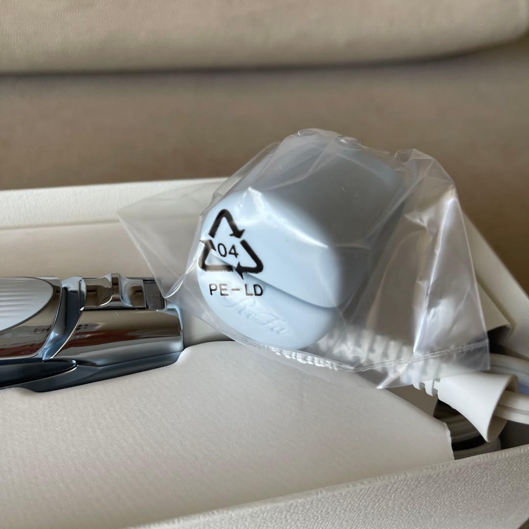 リファストレートアイロン プロ ホワイト