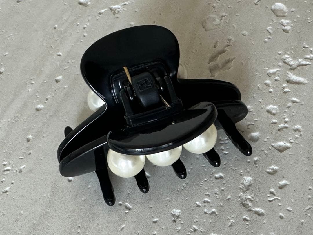 Alexandre de Paris アレクサンドルドゥパリ クリップ　パール