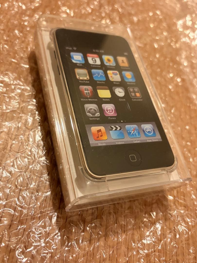 新品未開封 iPod touch MC011J/A (64GB) 第3世代