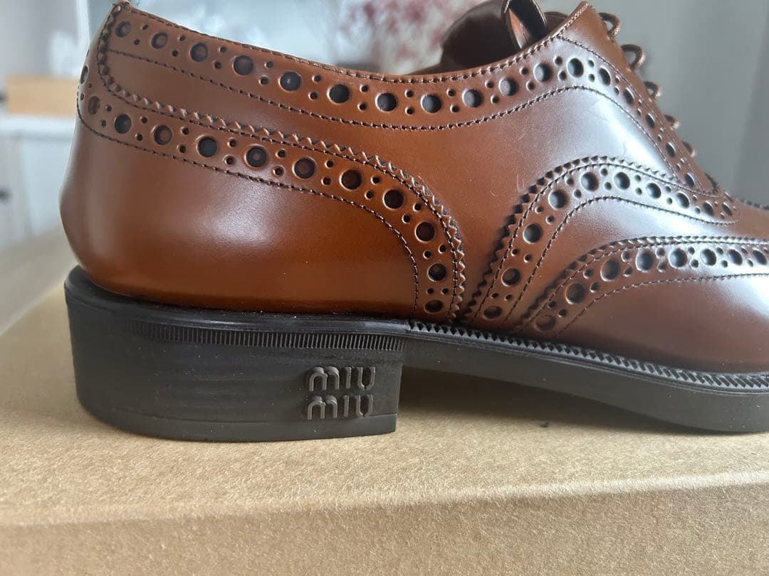 【新品未使用】miumiu×Church's ウイングチップ39 26cm相当