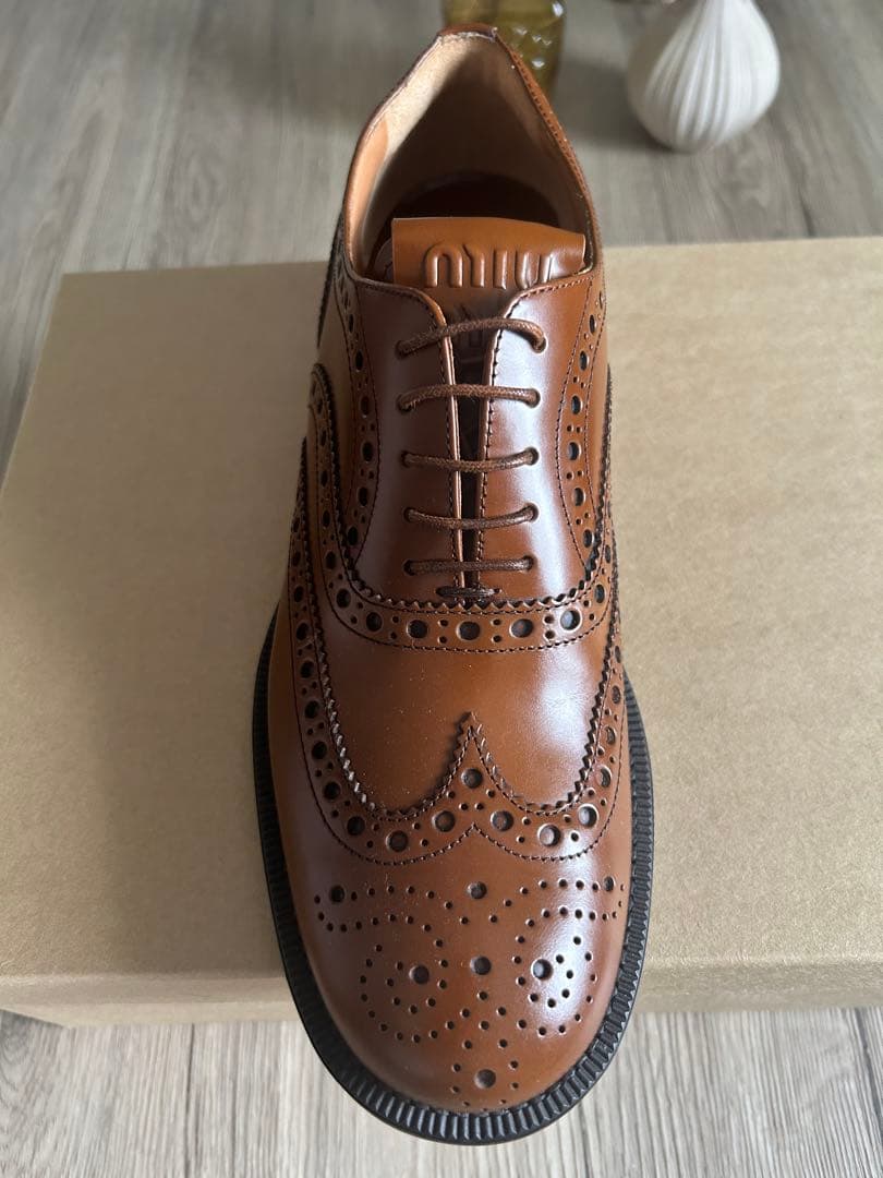 【新品未使用】miumiu×Church's ウイングチップ39 26cm相当