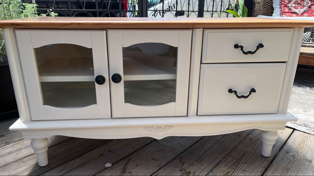 カントリー家具ホワイト木製テレビ台 ガラス扉付き