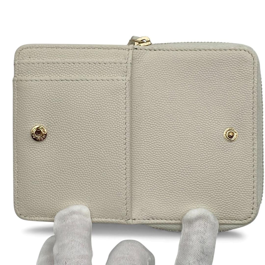 シャネル クラシック ジップケースス マトラッセ キャビアスキン ホワイト