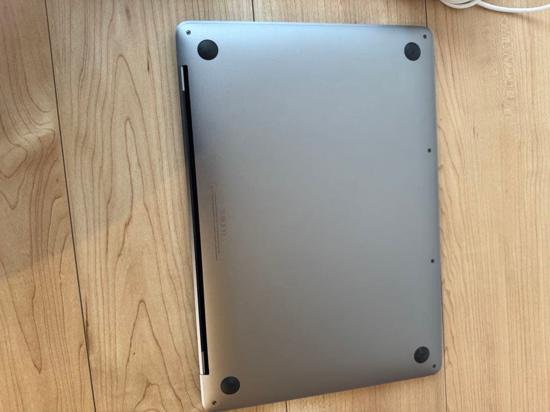 【美品】MacBook Pro 13 2020 Core i5 256gb