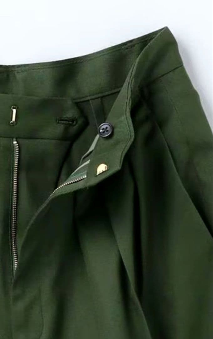 ６【roku】タックパンツ