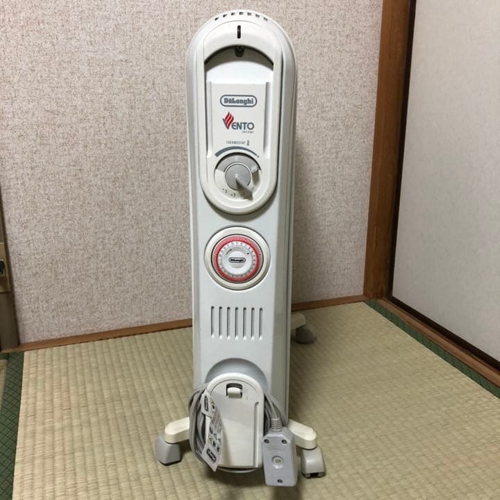 デロンギ　オイルヒーター【直接引き取り限定】