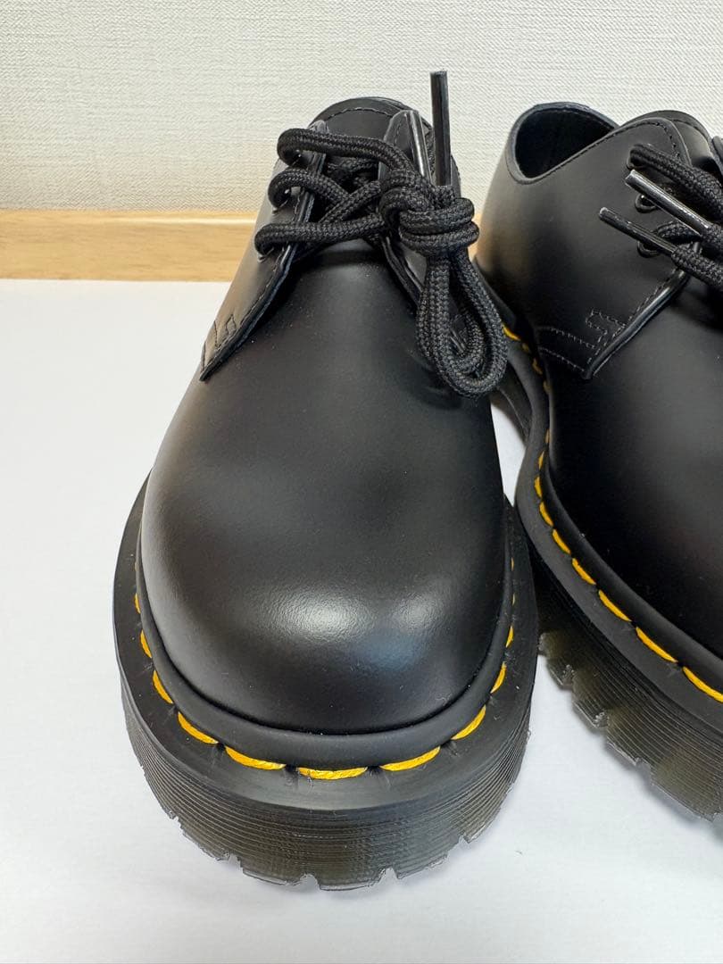 【未使用美品】ドクターマーチン ショートブーツ 厚底 3ホールレディース