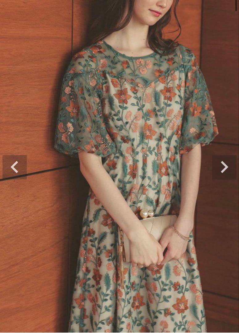 ブルーミーフラワードレス 花柄 刺繍レース 結婚式　Dorry Doll