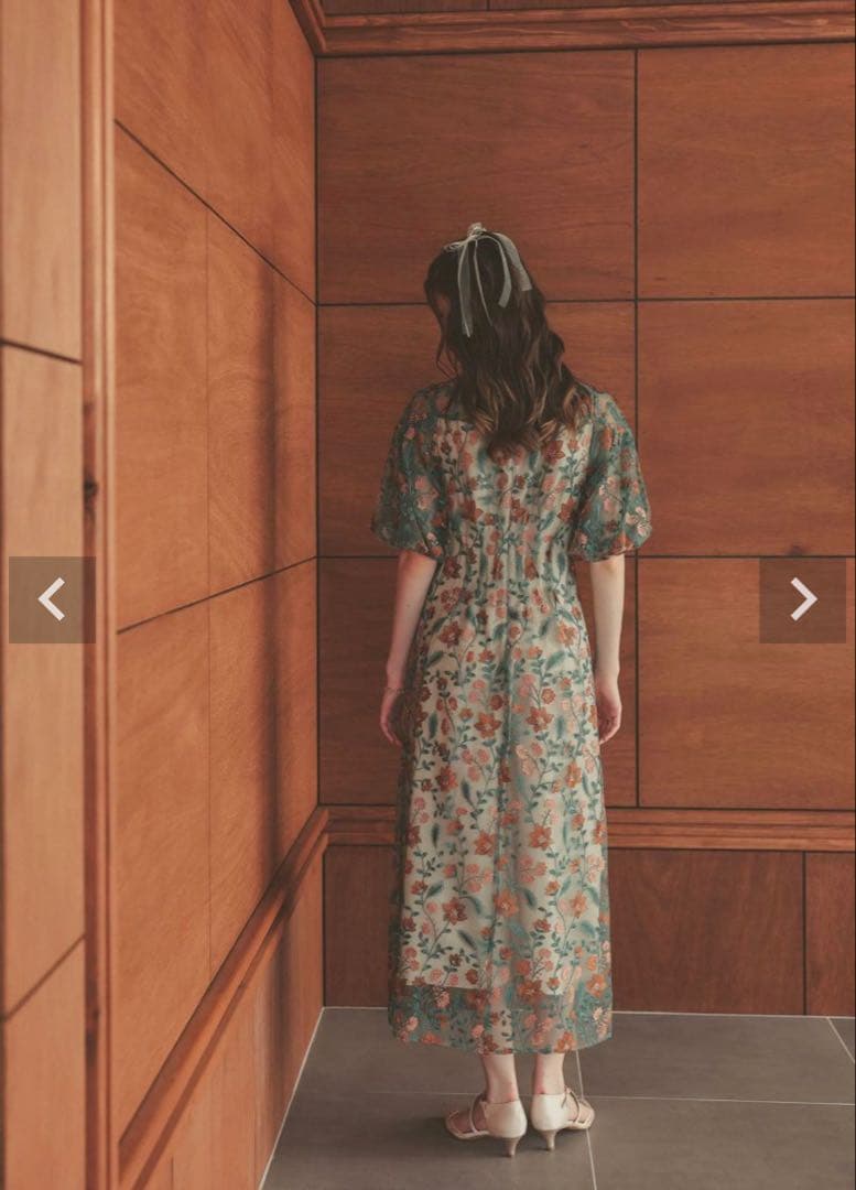 ブルーミーフラワードレス 花柄 刺繍レース 結婚式　Dorry Doll