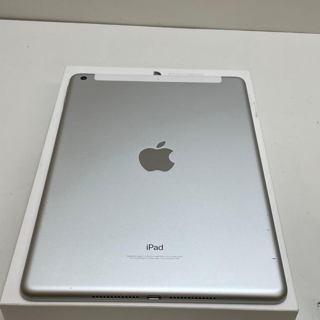 iPad 第6世代 128GB Wi-Fi + Cellular 85%