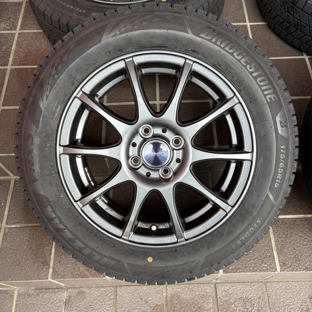 【年末年始セール】スタッドレス　vrx3　タイヤ・ホイール４本セット