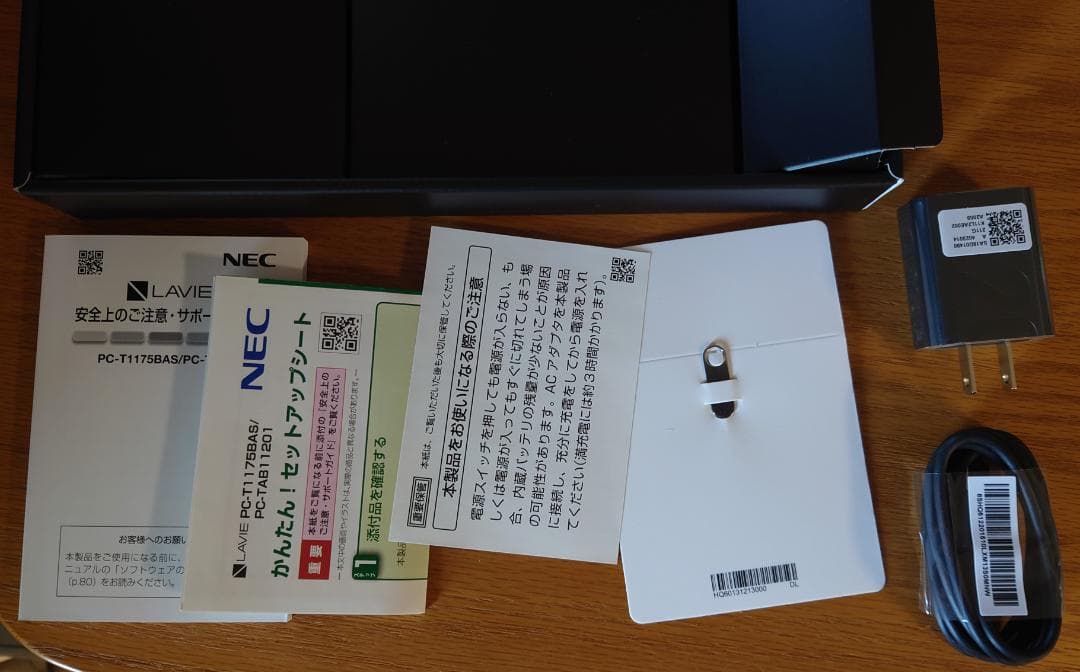 Androidタブレット本体 NEC LAVIE T11 (T1175/BAS)