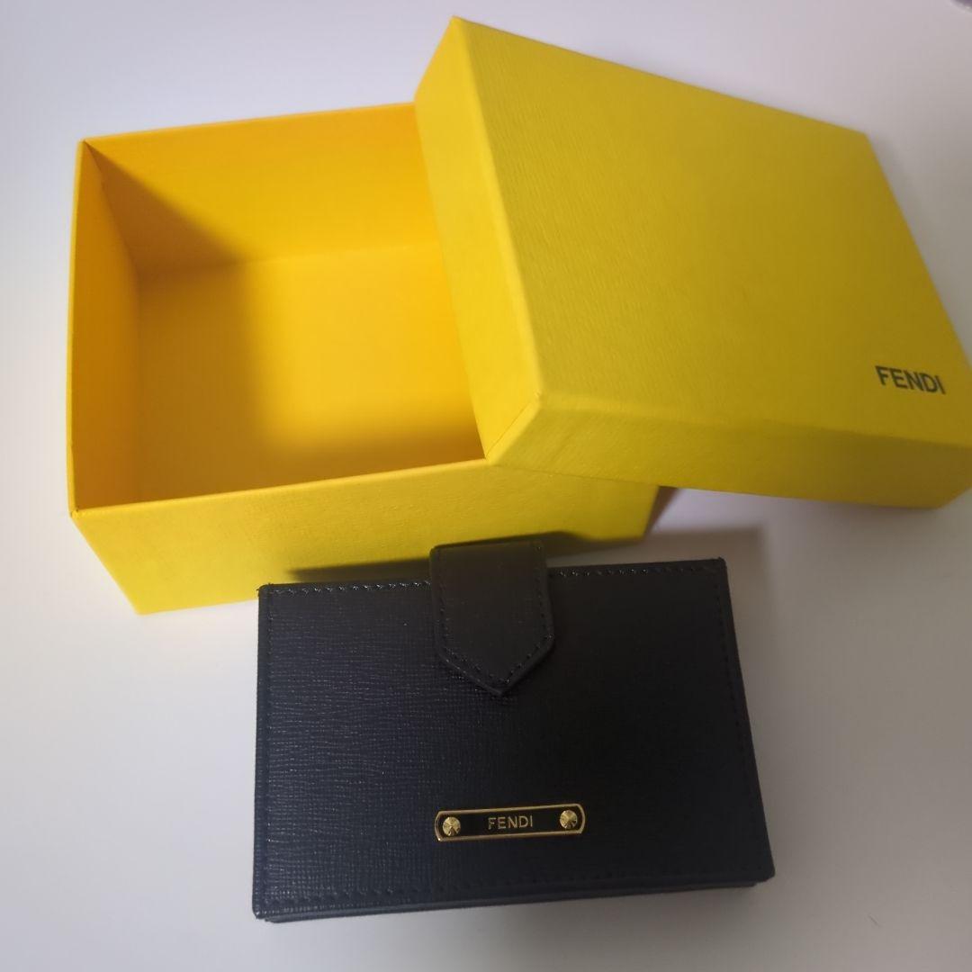 FENDI 名刺入れ 黒 箱付き
