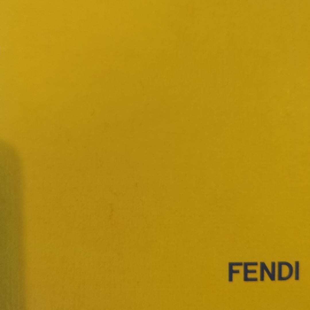 FENDI 名刺入れ 黒 箱付き