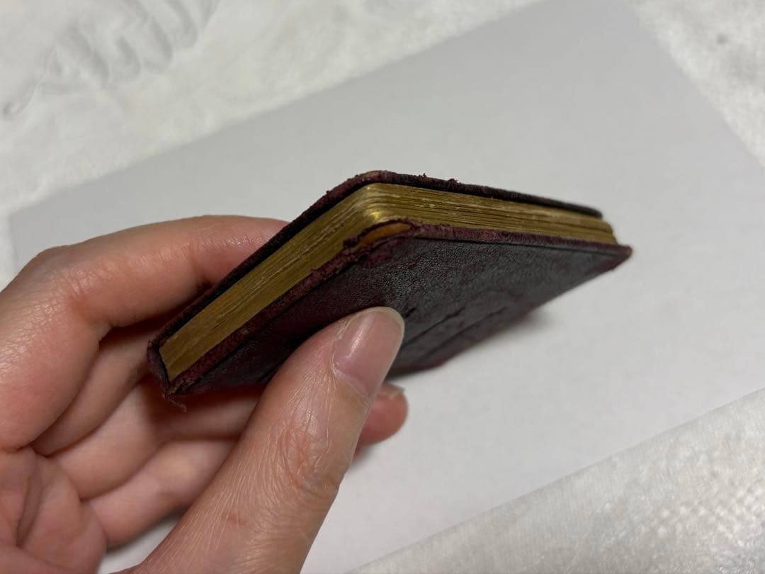 紫モノグラム2冊セットフランスアンティーク◇聖書◇祈祷書◇ミセル◇金彩パープル